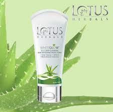 Lotus Herbals Whiteglow 3 In 1 Deep Cleansing Skin Washing White Foam Face Wash