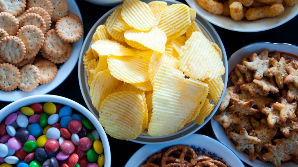 Popular Snack Foods for Health-Conscious Consumers: What's Cool, What's Not