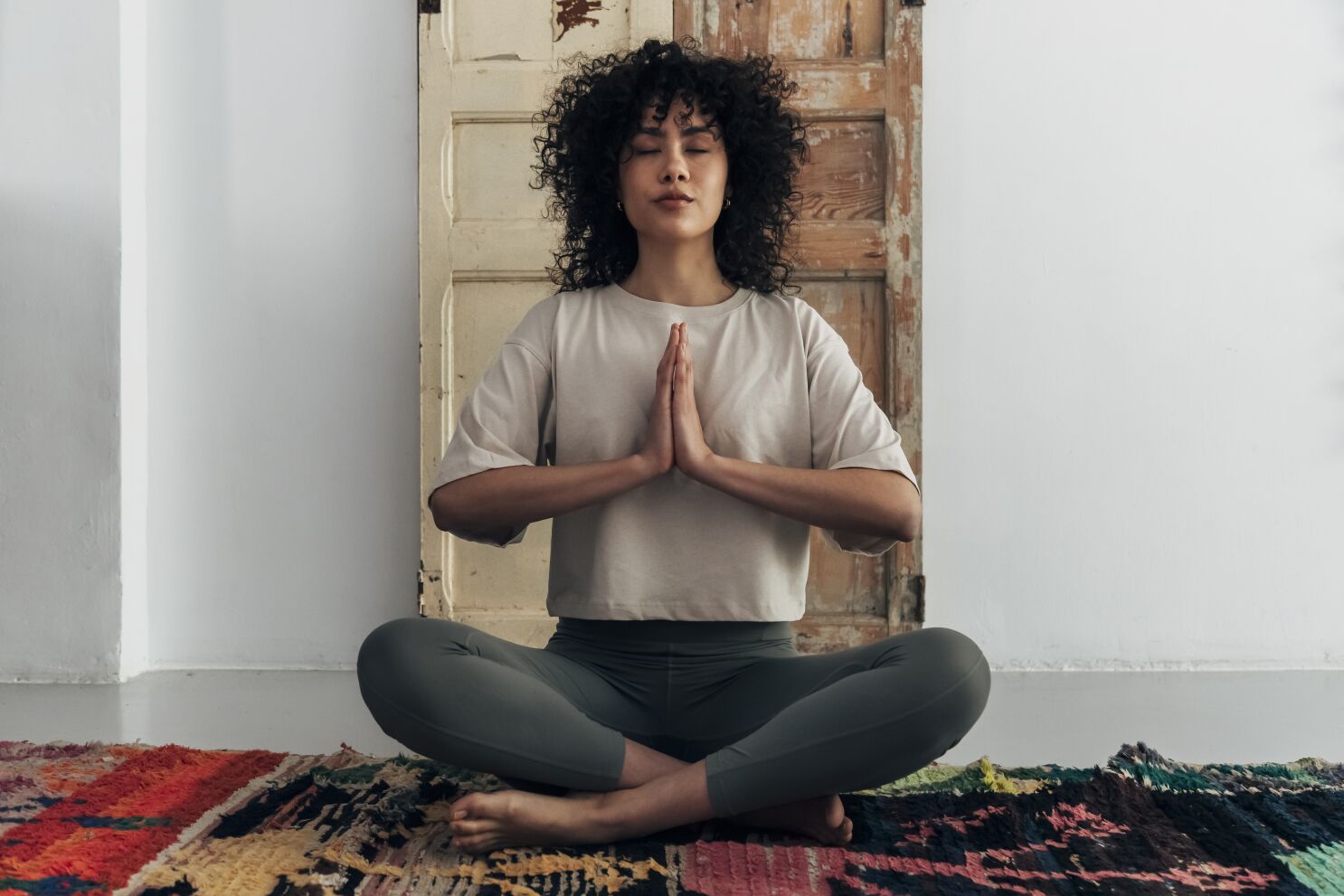 Exploring the Benefits of Yoga and Meditation: Cultivating Inner Harmony