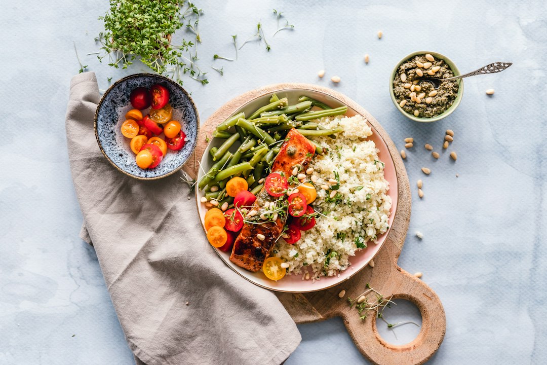 Balanced meal with salmon and quinoa